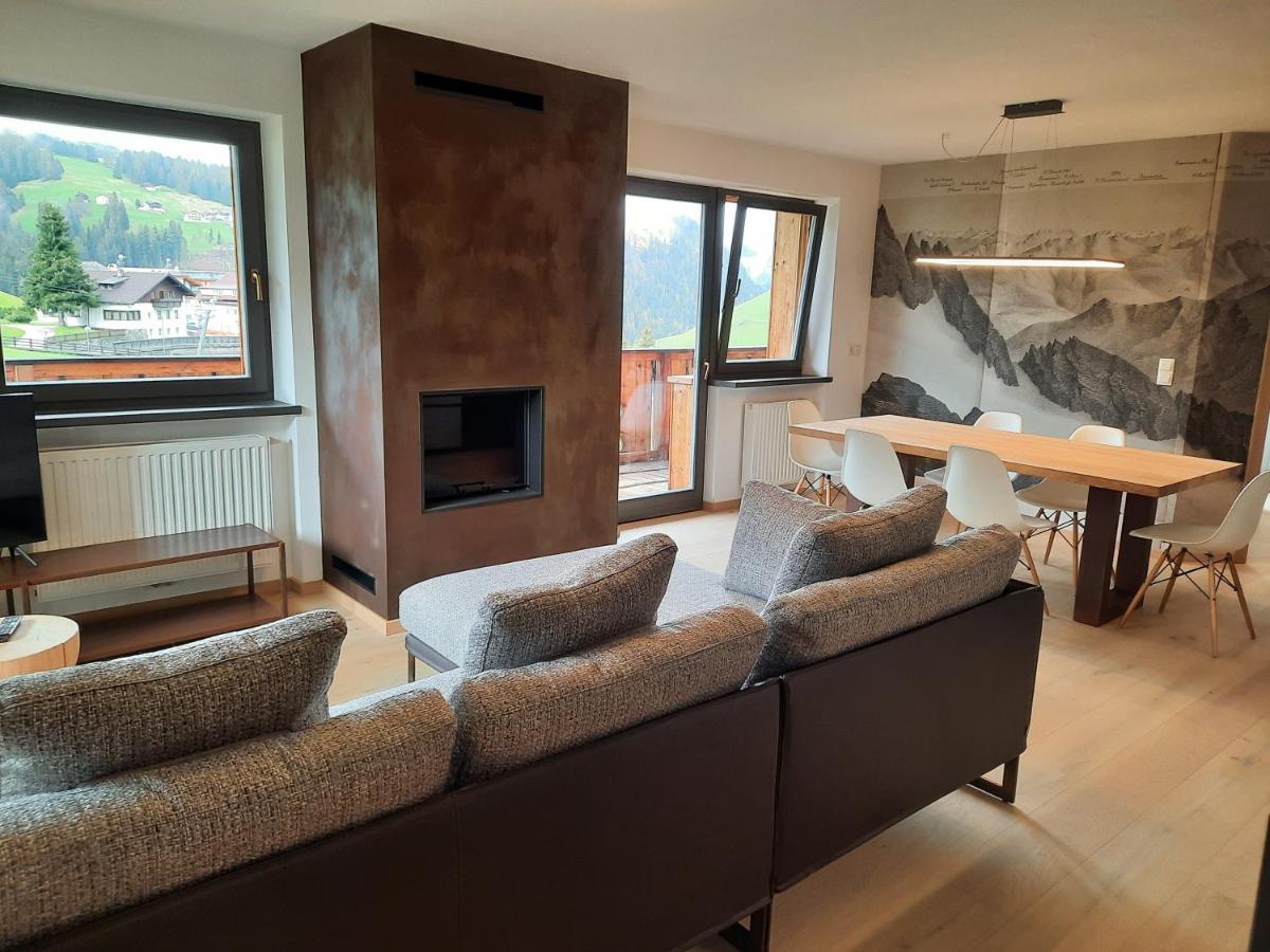 סלבה די ואל גרדנה Luxury Apartment Daema מראה חיצוני תמונה
