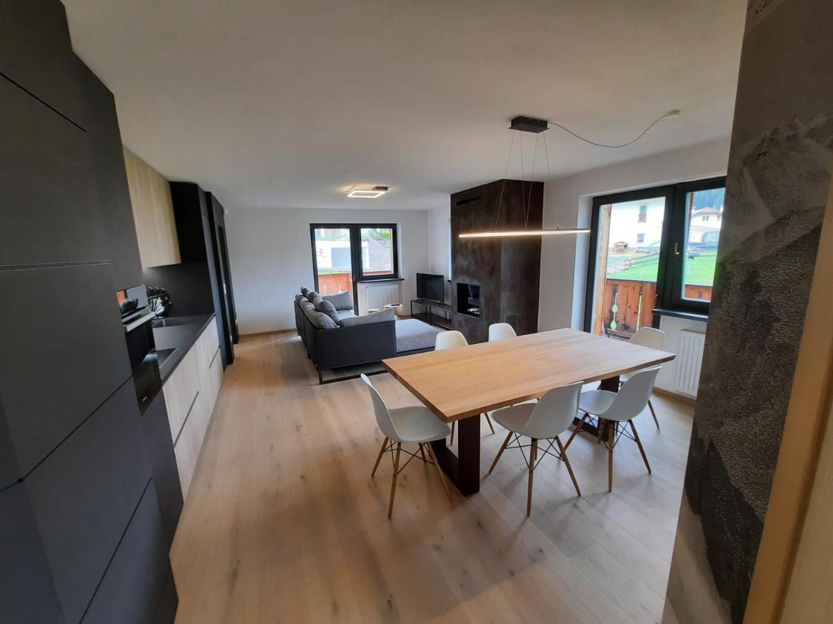 סלבה די ואל גרדנה Luxury Apartment Daema מראה חיצוני תמונה