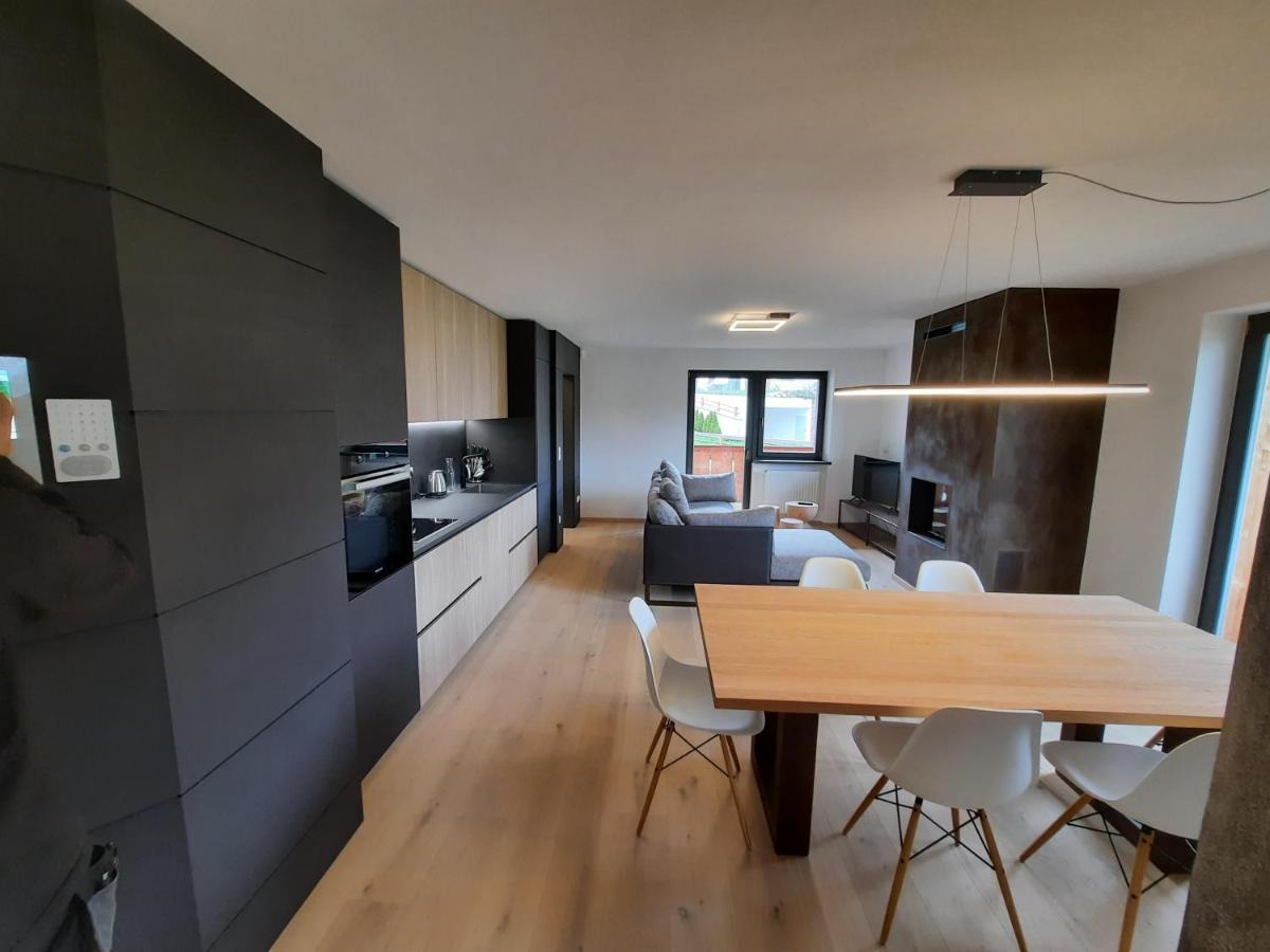 סלבה די ואל גרדנה Luxury Apartment Daema מראה חיצוני תמונה